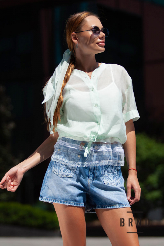 Chloe