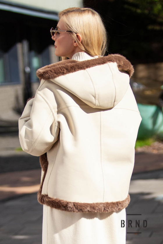 Chloe